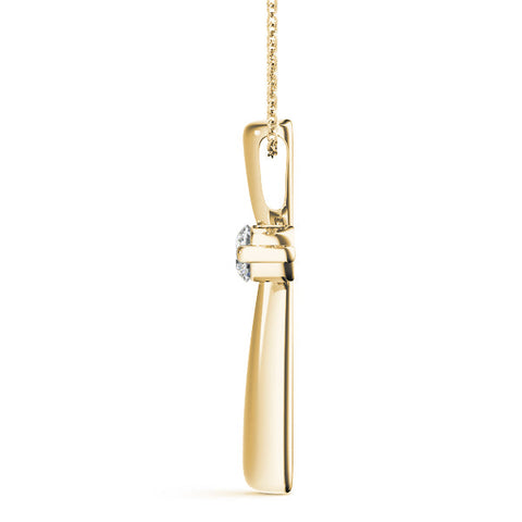 Yellow gold Round Brilliant Three-Stone Prong Set Pendant