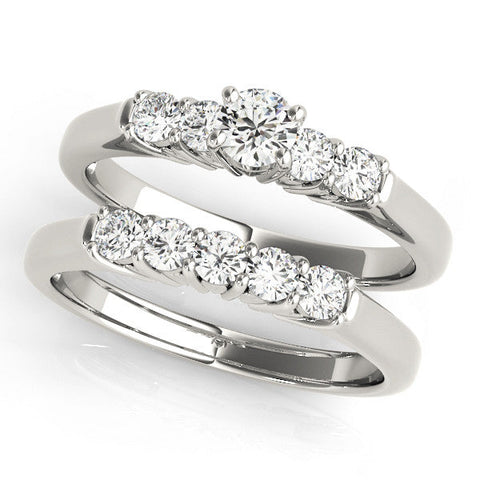 White gold Oval Cut Diamond Five-Stone Prong Set White Gold Ring