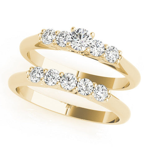 Yellow gold Pear Cut Five-Stone Prong Set Diamond Ring with Classic Band