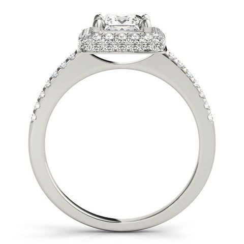 White gold Princess Cut Halo Pavé Solitaire Ring with Four-Prong Setting