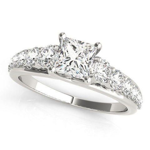 White gold Heart Cut Diamond Engagement Ring with Pavé Band and Four-Prong Setting