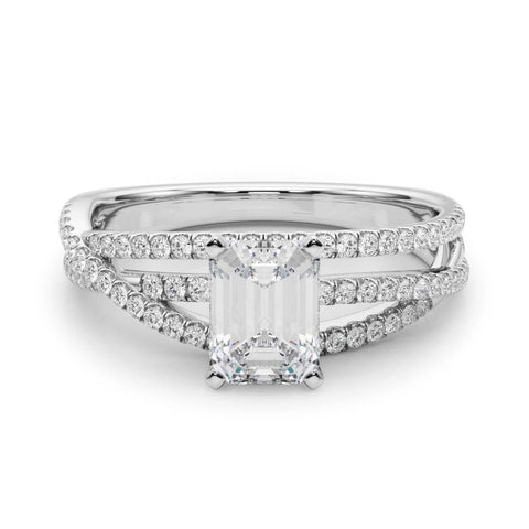 White gold Emerald Solitaire Twist Band with Pavé Setting and Four-Prong Setting