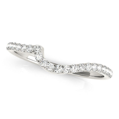 White gold Round Diamond Pavé Twist Band with U-Prong Setting
