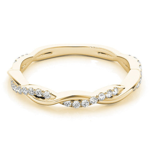 Yellow gold Pavé Round Diamond Twist Eternity Band with Shared Prong Setting