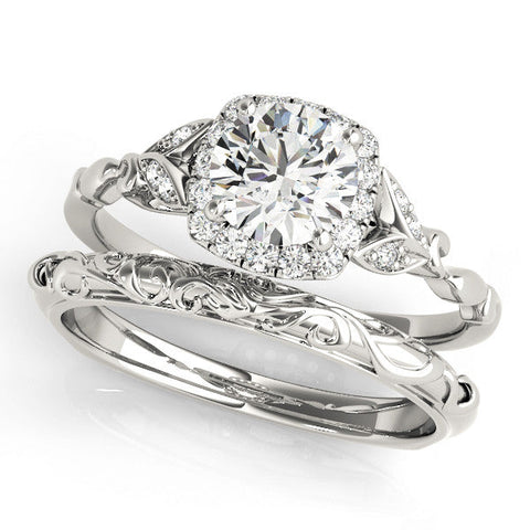 Platinum Round Halo Diamond Engagement Ring with Vintage-Inspired Band and Four-Prong Setting