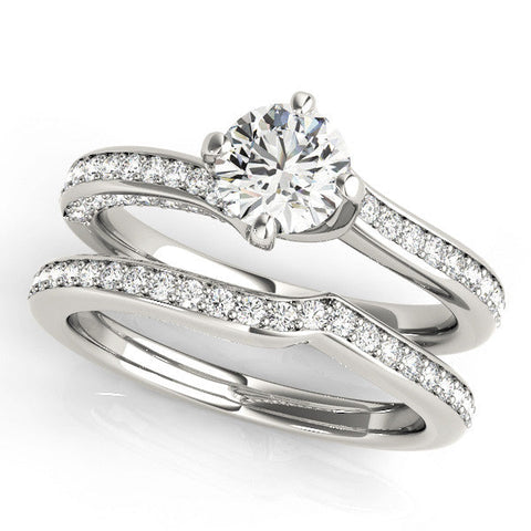 Platinum Round Solitaire Diamond Twist Band with Pavé Setting and Four-Prong Setting