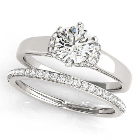 White gold Heart Solitaire Diamond Ring with Pave Band and Six-Prong Setting