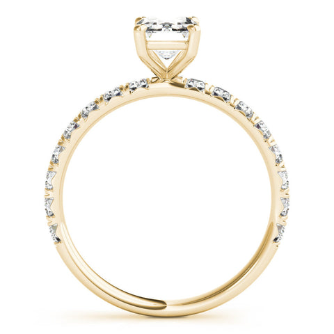 Yellow gold Heart Cut Diamond Pavé Band with Four-Prong Setting