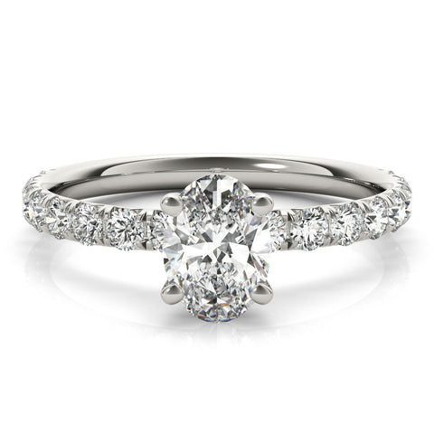 White gold Oval Cut Diamond Pavé Band Solitaire with Four-Prong Setting