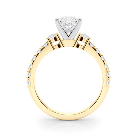Yellow gold Heart Cut Three-Stone Diamond Pavé Band with Prong Setting