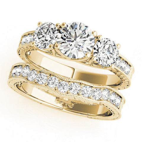 Yellow gold Three-Stone Round Cut Pavé Band with Prong Setting