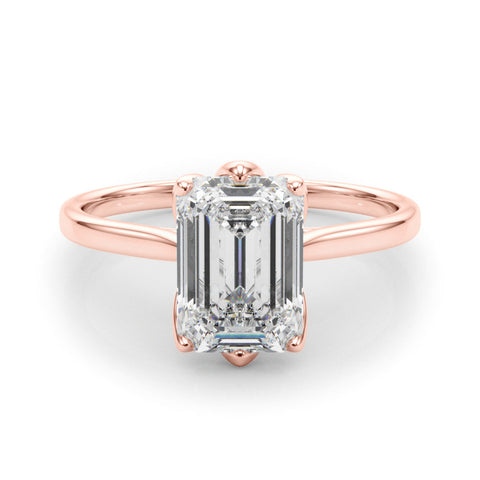 Rose gold Pear Cut Solitaire Diamond Ring with Four-Prong Setting and Classic Band