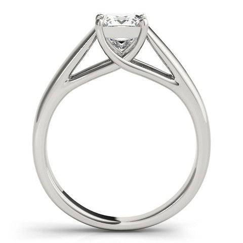 White gold Princess Cut Solitaire Engagement Ring with Cathedral Setting and Four-Prong Setting