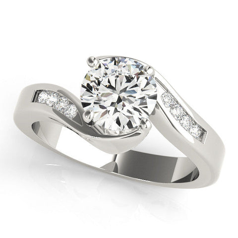 White gold Round Solitaire Twist Band with Channel Set Diamonds and Four-Prong Setting