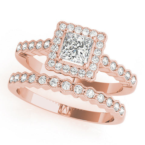 Rose gold Princess Cut Halo Pavé Solitaire Ring with Milgrain Band