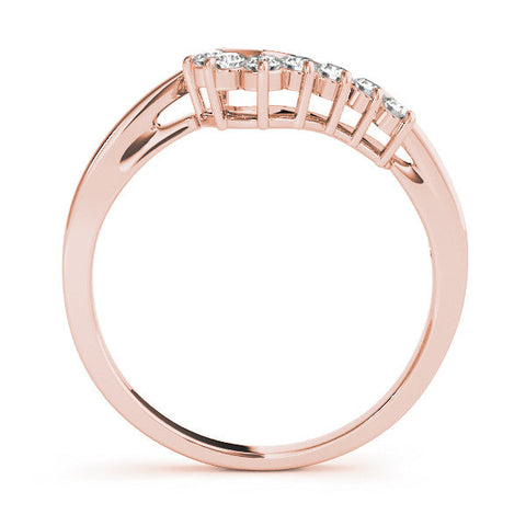Rose gold V-Shaped Diamond Accent Band with Round Brilliant Stones and Prong Setting