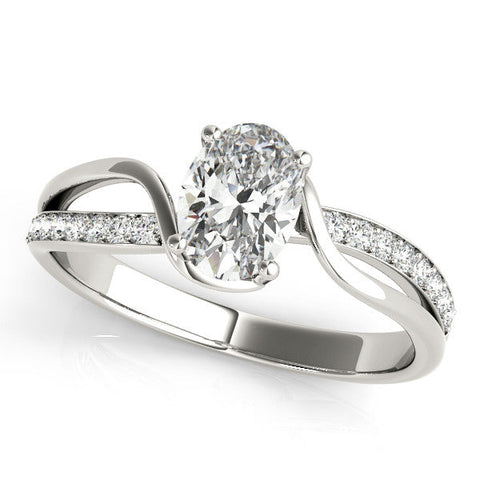 White gold Oval Solitaire Twisted Band with Prong Setting