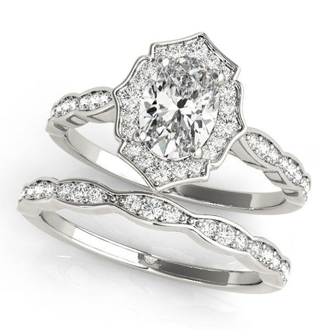 Platinum Oval Halo Diamond Ring with Scalloped Band and Four-Prong Setting