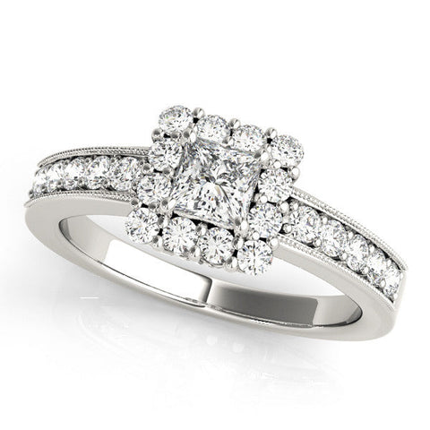 White gold Princess Cut Halo Diamond Pavé Engagement Ring with Milgrain Detailing