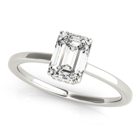 White gold Radiant Cut Solitaire Engagement Ring with Four-Prong Setting on a Classic Band