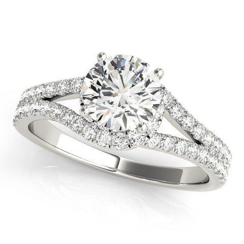 White gold Round Cut Solitaire Diamond with Pavé Twist Band and Four-Prong Setting