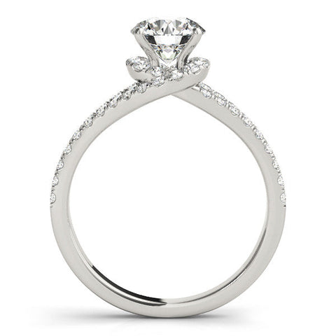 White gold Round Cut Solitaire Diamond with Pavé Twist Band and Four-Prong Setting
