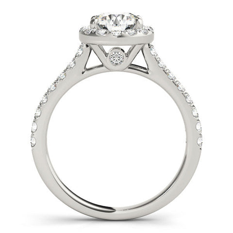 White gold Round Halo Pavé Diamond Engagement Ring with Four-Prong Setting