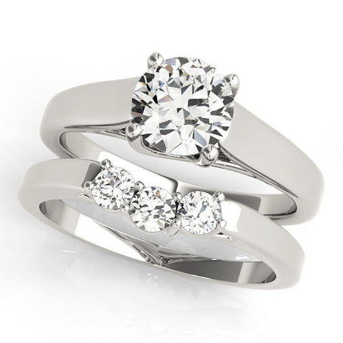 White gold Round Solitaire Engagement Ring with Tapered Band and Four-Prong Setting