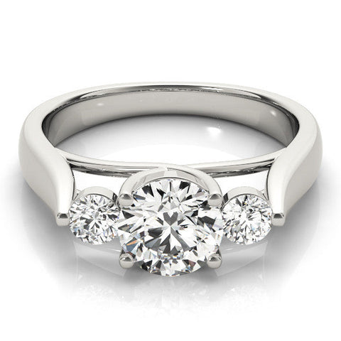 White gold Three-Stone Round Diamond Solitaire with Tapered Band and Four-Prong Setting