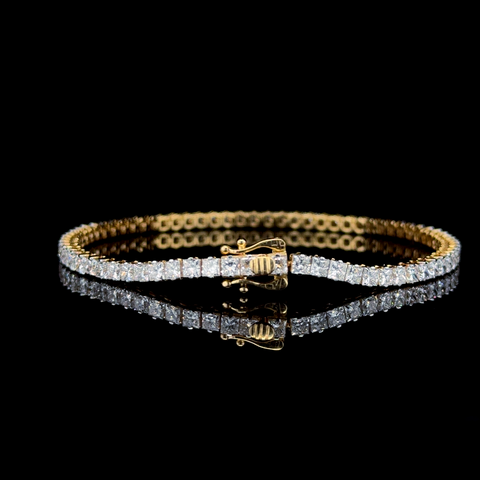 Yellow gold Princess Cut Diamond Tennis Bracelet with Four-Prong Setting