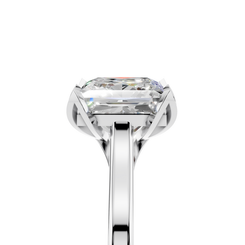 White gold Princess Cut Solitaire Diamond Ring with Flower-Prong Setting and Classic Band