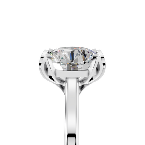 White gold Round Cut Solitaire Diamond Ring with Flower-Prong Setting and Classic Band