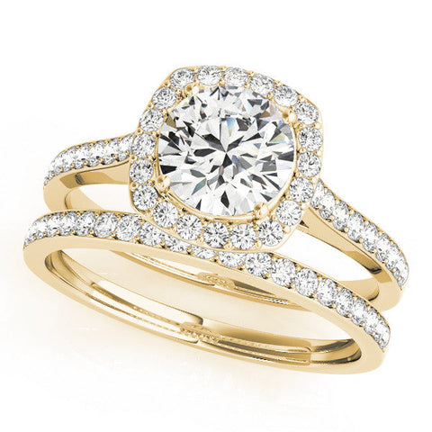Yellow gold Cushion Halo Round Diamond Pavé Band with Four-Prong Setting