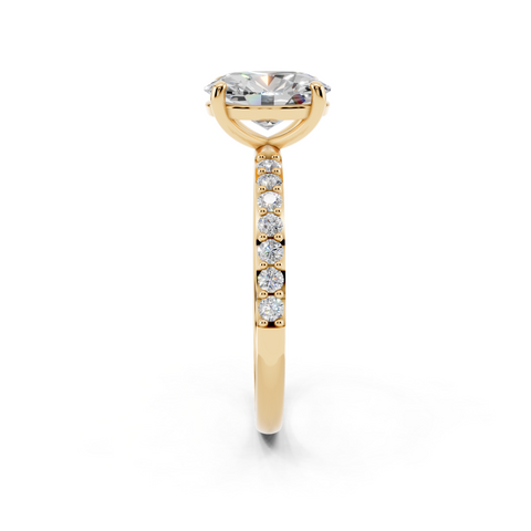 Yellow gold Emerald Cut Diamond Pavé Band Solitaire Ring with Four-Prong Setting