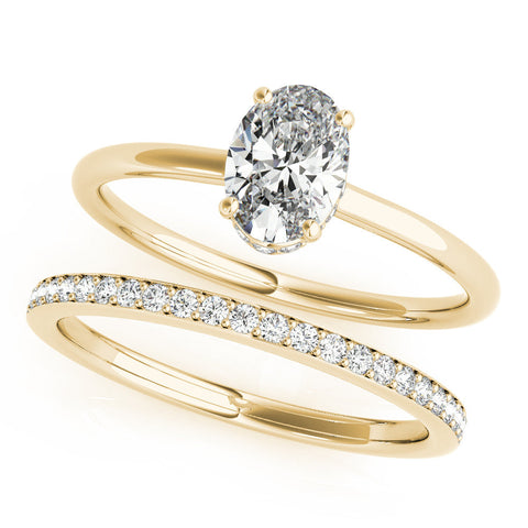 Yellow gold Oval Solitaire Diamond Ring with Thin Band and Four-Prong Setting