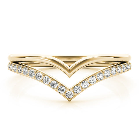 Yellow gold Pavé Round Diamond Chevron Band with Channel Setting