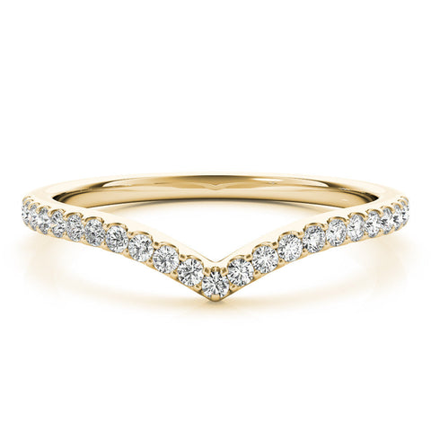 Yellow gold Pavé Round Diamond Chevron Band with Shared Prong Setting