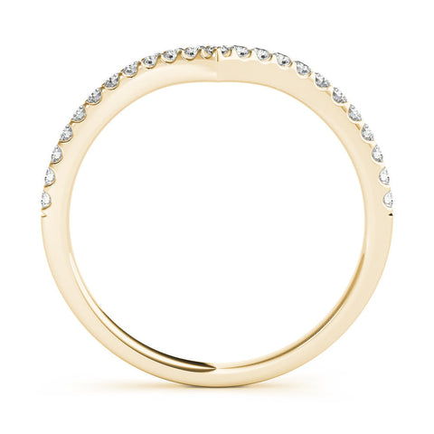 Yellow gold Pavé Round Diamond Chevron Band with Shared Prong Setting