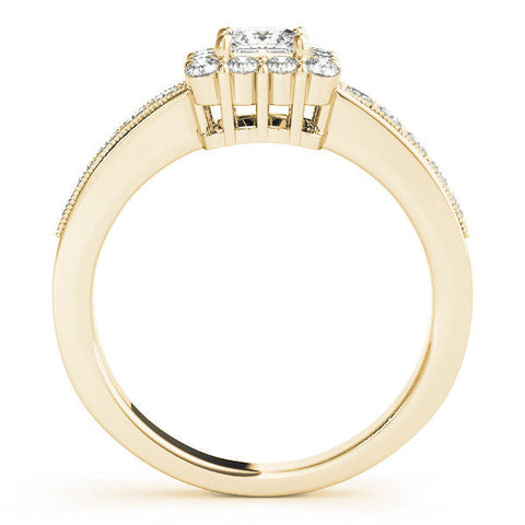 Yellow gold Princess Cut Halo Diamond Pavé Engagement Ring with Milgrain Detailing