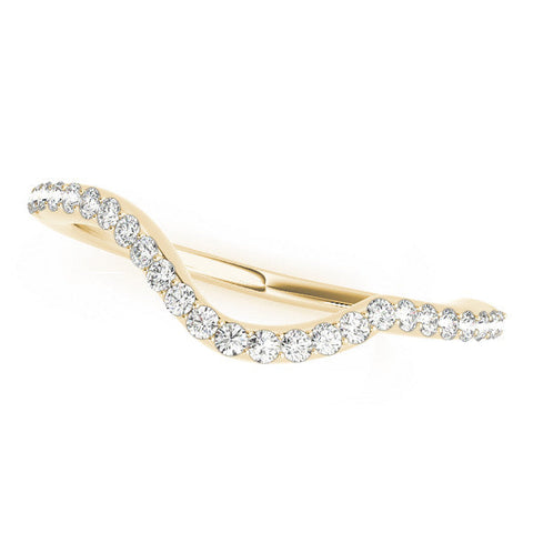 Yellow gold Round Diamond Pavé Twist Band with Shared Prong Setting