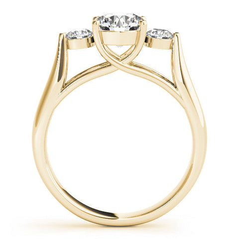 Yellow gold Three-Stone Round Diamond Solitaire with Tapered Band and Four-Prong Setting