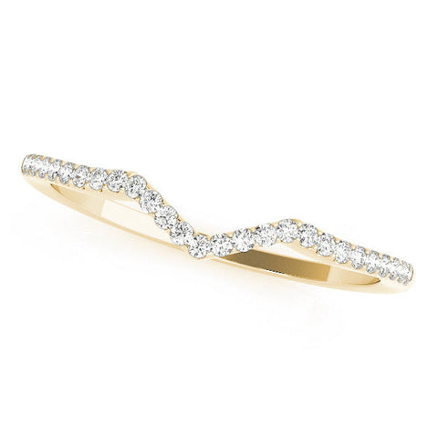 Yellow gold V-Shaped Pavé Round Diamond Chevron Band with Shared Prong Setting